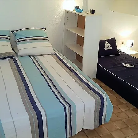 Apartment Entre Et Marina T2 Climatise Avec Piscine Collective-5hr213